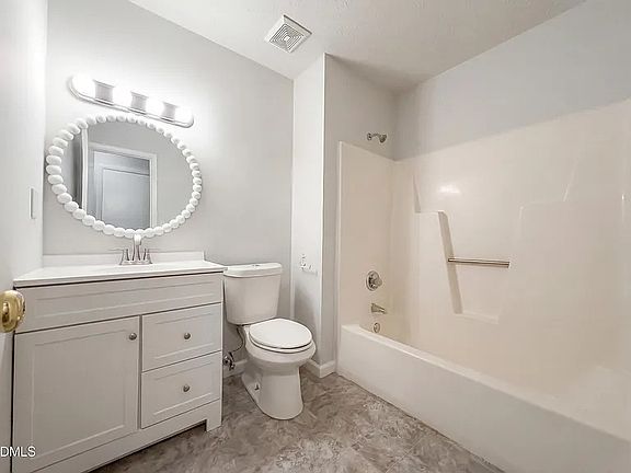 5th image of 7584 Beverly Dr