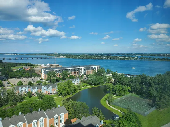 3320 Spinnaker Ln Unit 13/4B, Detroit, MI 48207