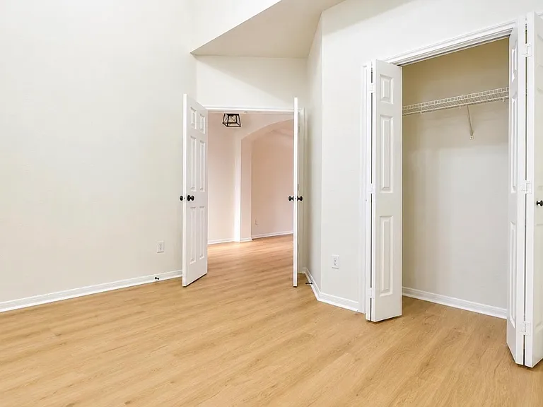 4205 Bent Wood Ct — Photo 34