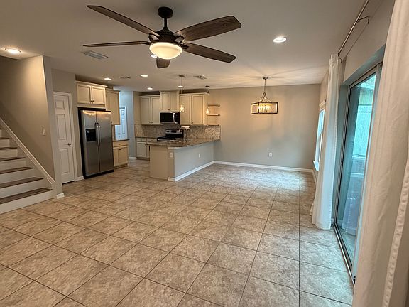 5th image of 12541 Laurel Cove Dr