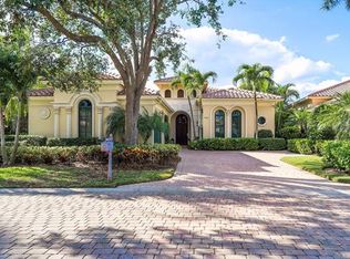 9823 Bay Mdws, Estero, FL 34135