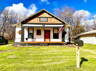 1008 N Houston Ave, Cameron, TX 76520