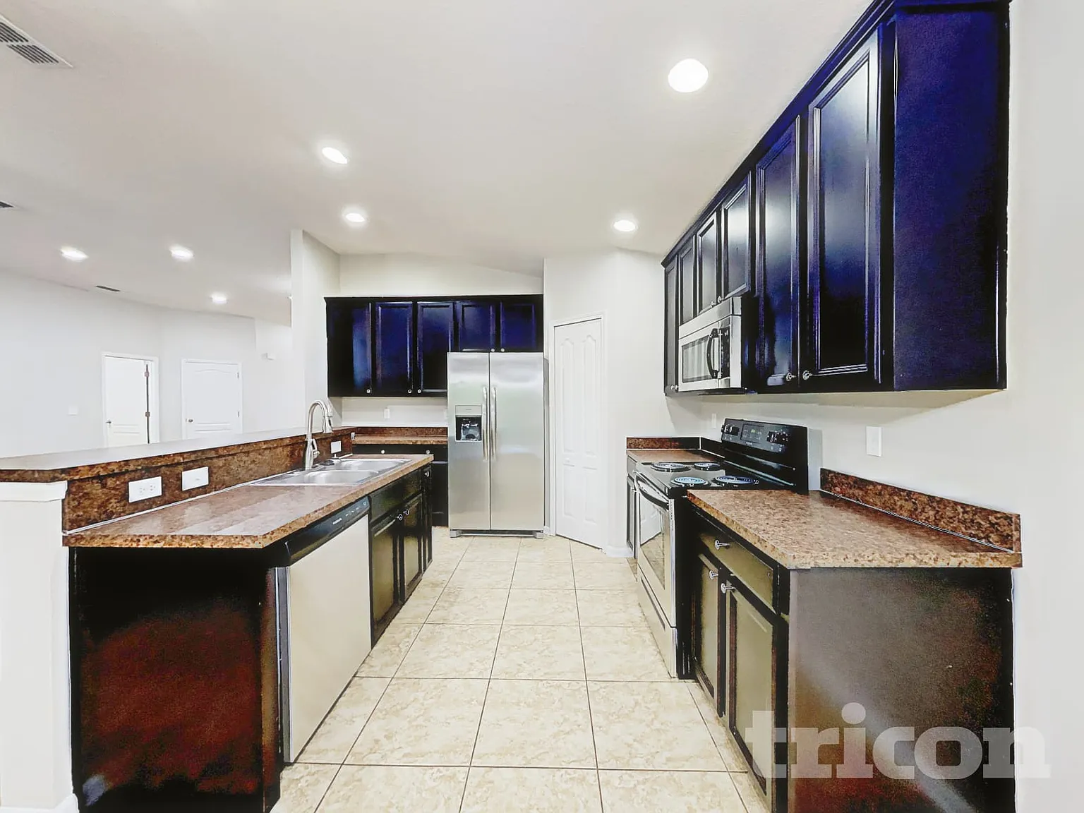 6449 Rolling Tree Street Jacksonville FL — Photo 4