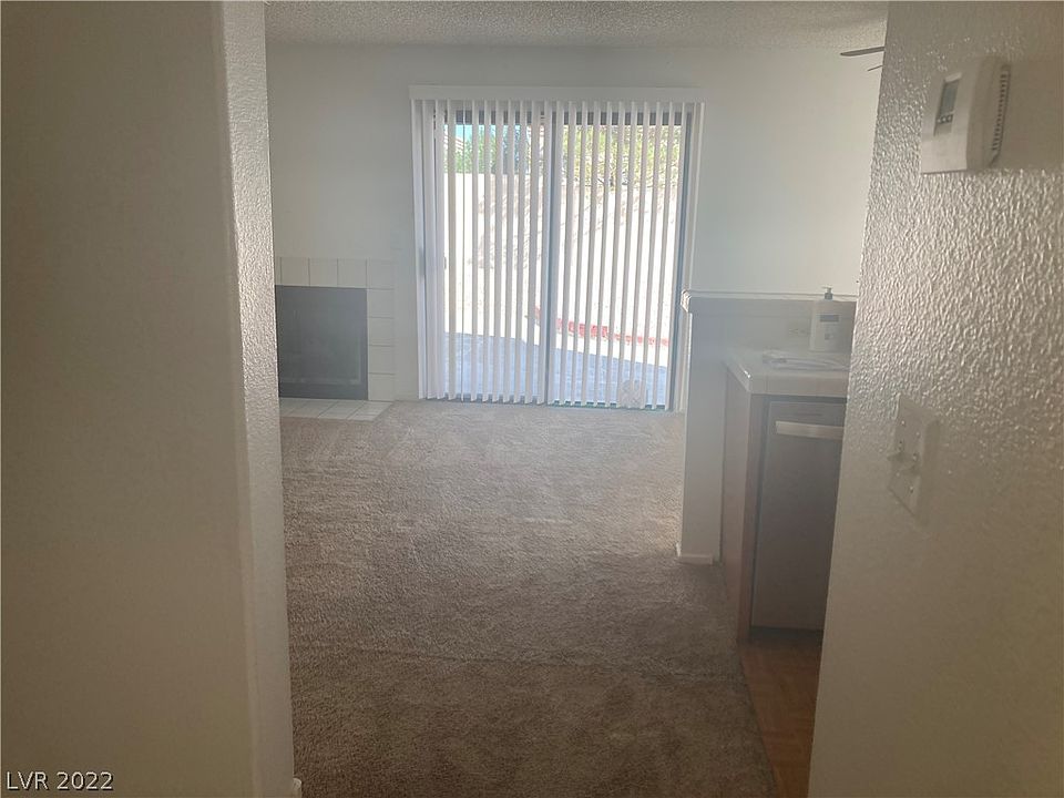 1st image of 3016 Sandbar Ct