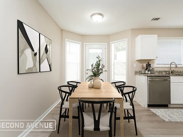 3673 Walnut Creek Way — Photo 4