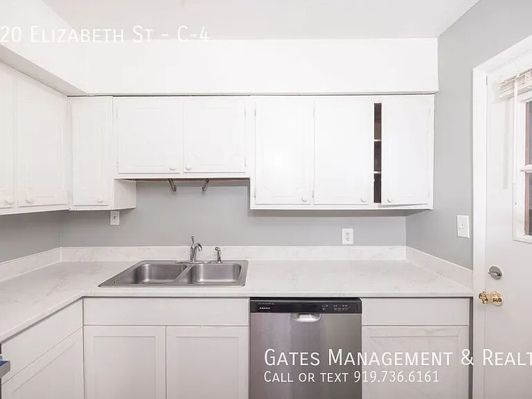 220 Elizabeth St #C4 — Photo 7