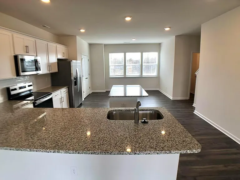 720 Dorset Stream Dr — Photo 6