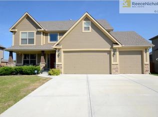 904 SW 36th St, Lees Summit, MO 64082