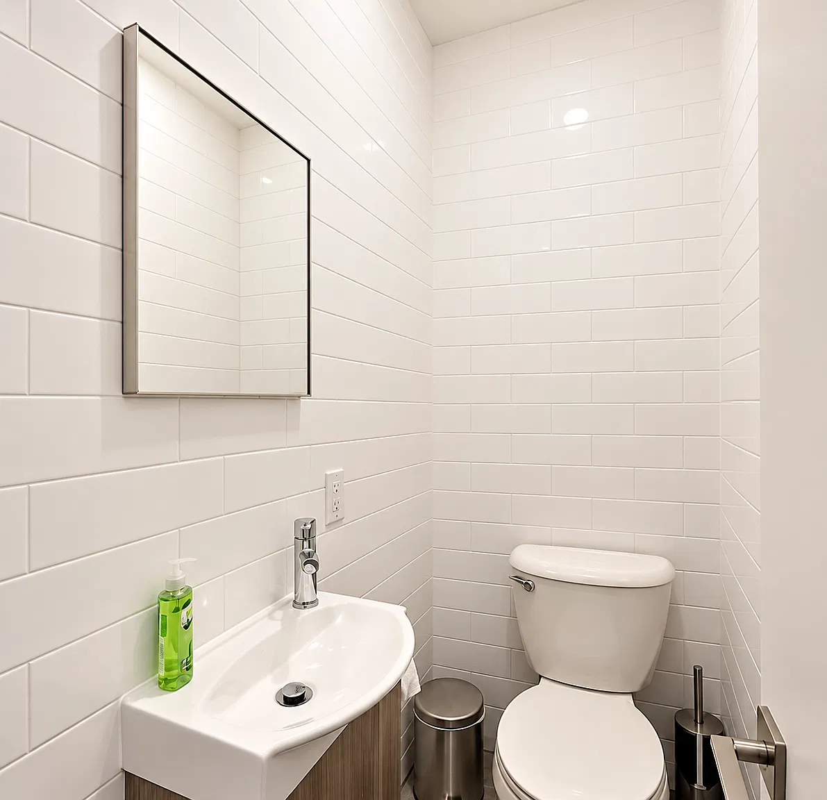 759 Manhattan Avenue — Photo 4