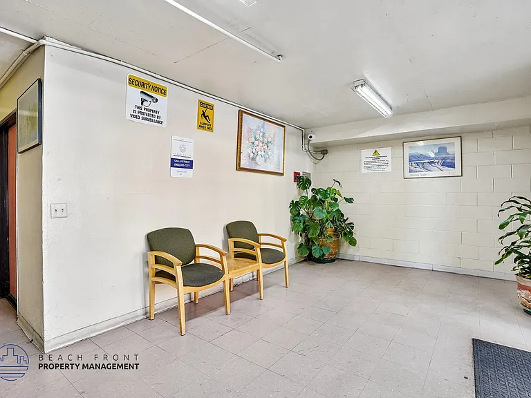 Grand View Tower Apartments — Photo 7