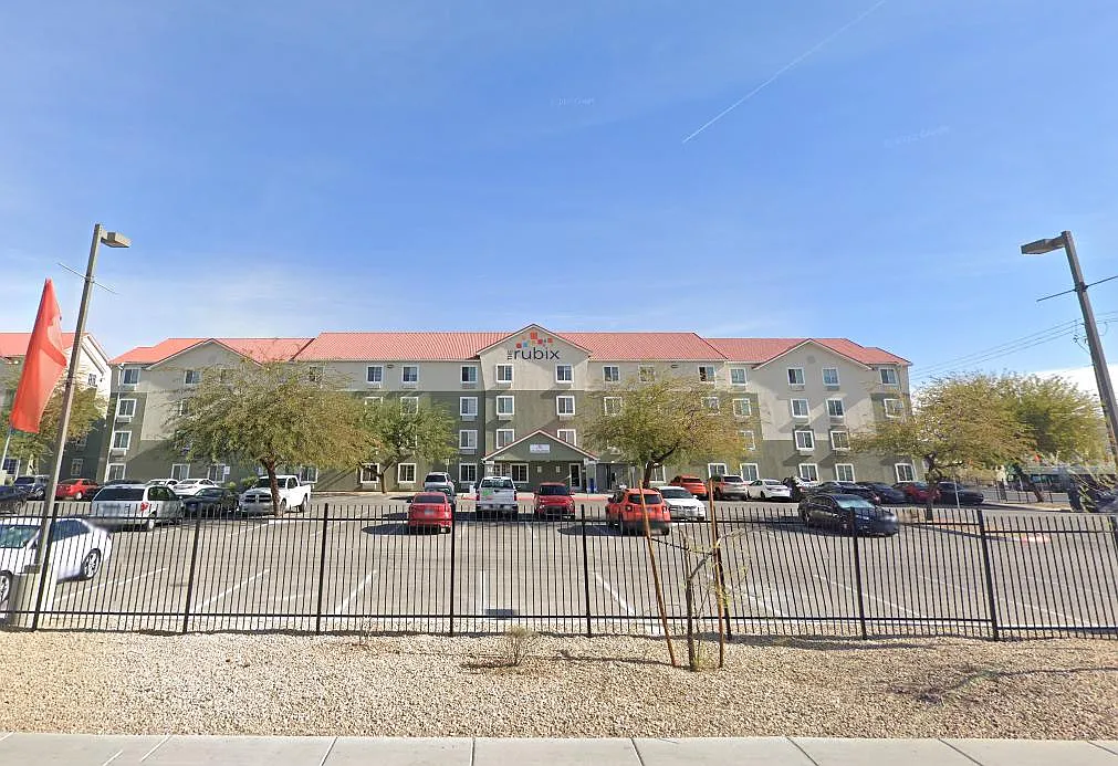 Patriot Suites — Photo 1