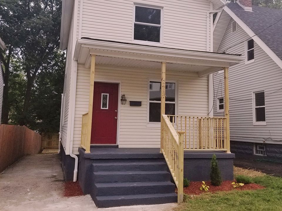 1st image of 2413 Harper Ave