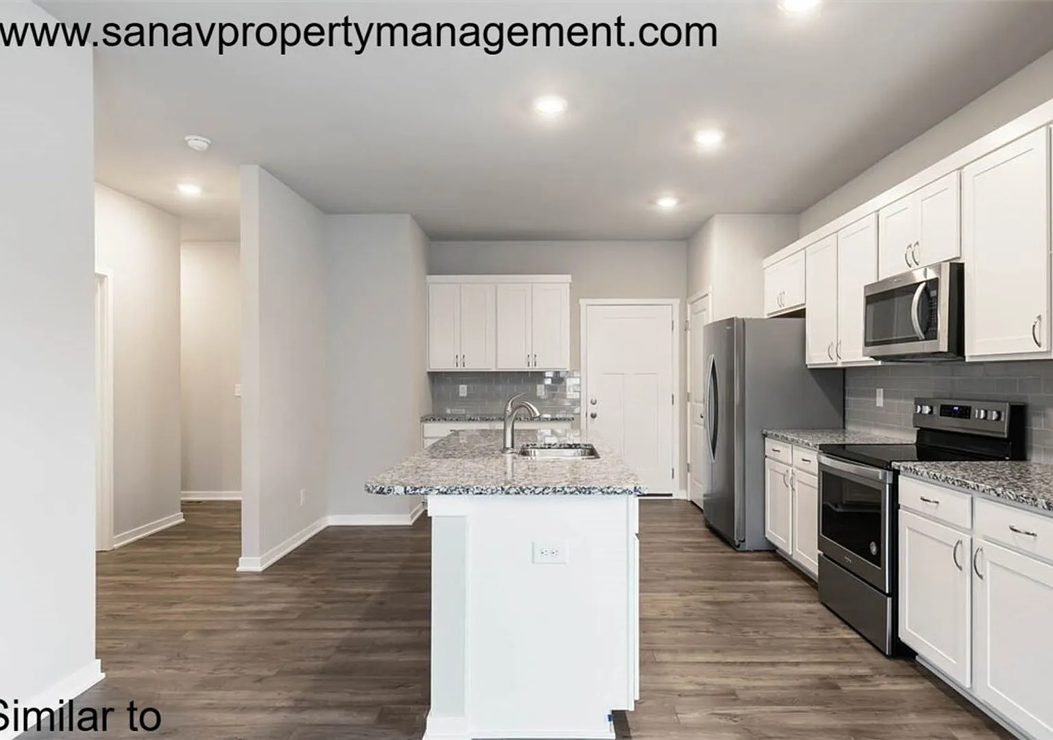 Modern 4-Bedroom Home in Prairie Trail | 2408 SW Plaza Parkway — Photo 3