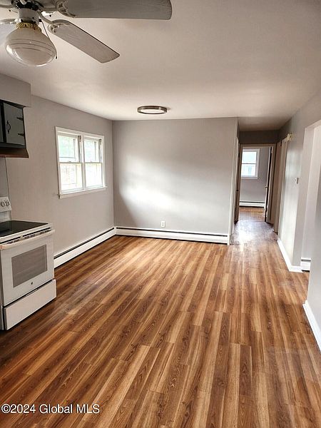 5th image of 1 Mayflower Drive