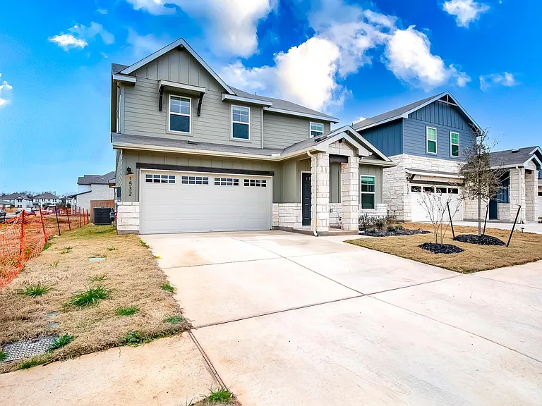 1532 Homestead Farms Dr — Photo 16