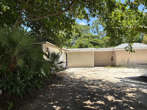 8587 SW 18th Avenue, Stuart, FL 34997