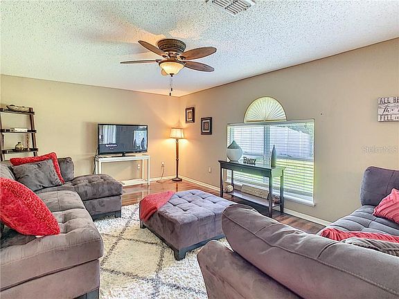 4th image of 5352 Treig Ln