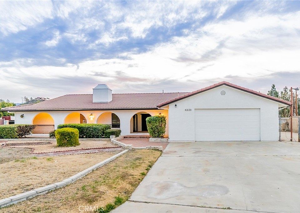 1st image of 42170 Jennifer Ave