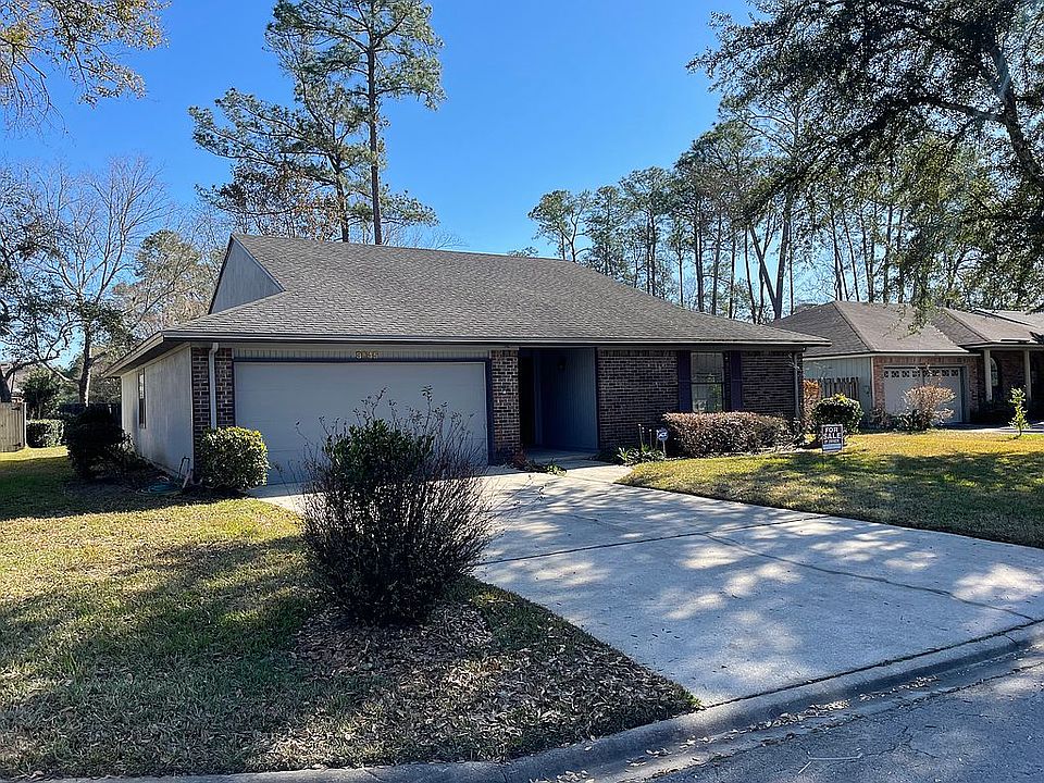 1st image of 3045 Bridgeview Dr