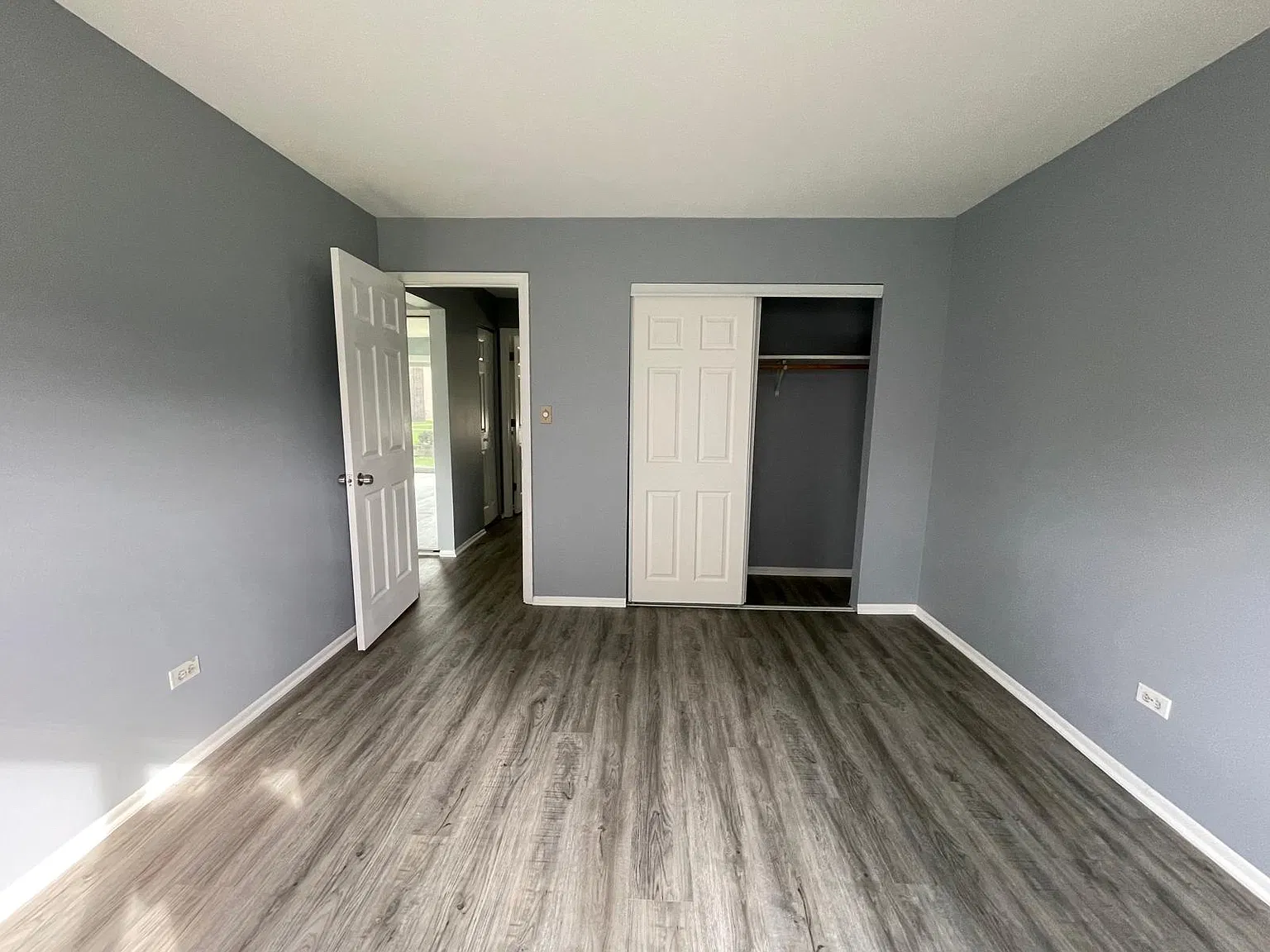 9358 Golf Rd — Photo 3