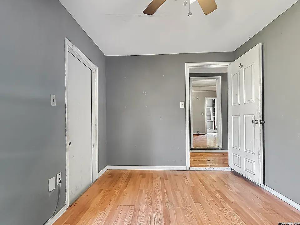 3 bed, 1400 sqft, $1,400 — Photo 1
