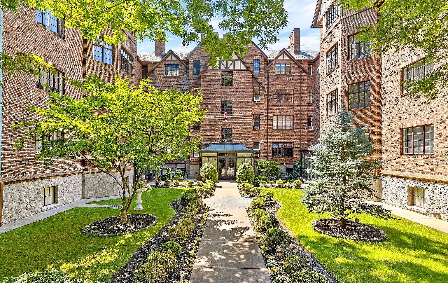 3830 Douglaston Pkwy, Douglaston, NY 11363 Zillow