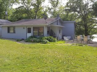 2734 SE River Rd #B, Lake Milton, OH 44429