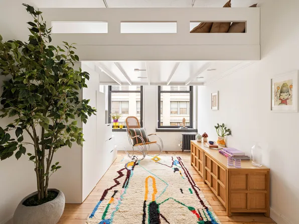 40 West 24th Street image 13 of 18