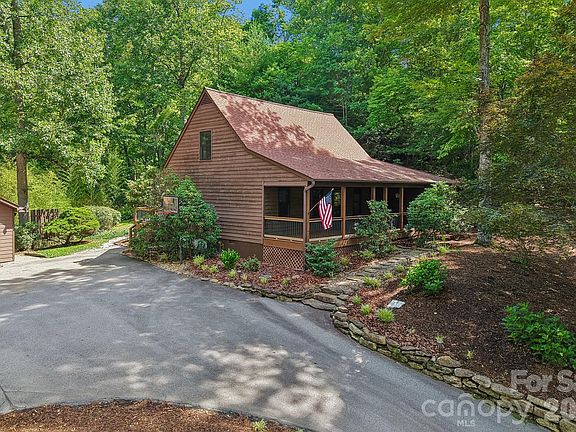 2nd image of 1952 Davis Mountain Rd