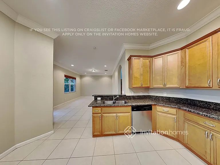4944 Cypress Ln — Photo 9