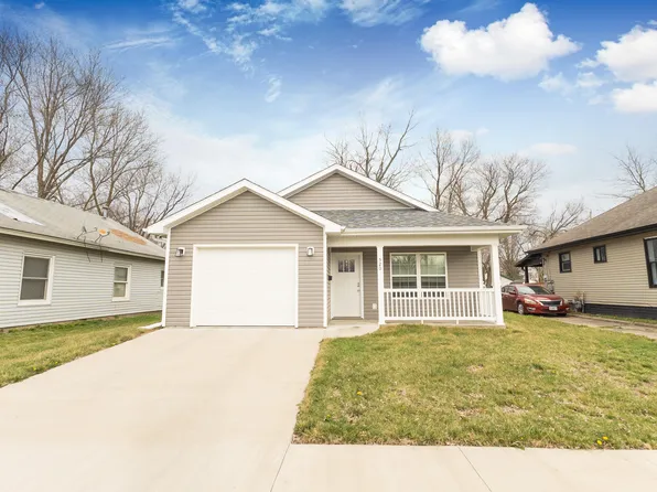 520 Garfield Ave, Moberly, MO 65270