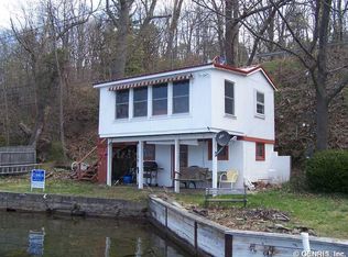 699 E Lake Rd, Penn Yan, NY 14527