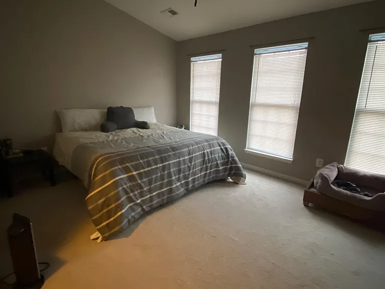 4469 Beacon Grove Cir #B — Photo 10