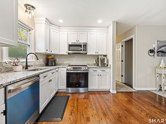 3rd image of 50 Candee Road