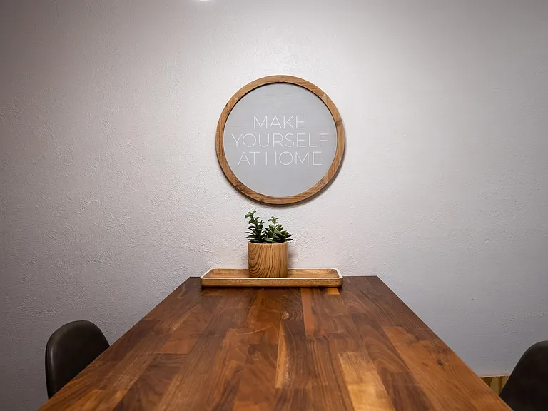 Bar top dining