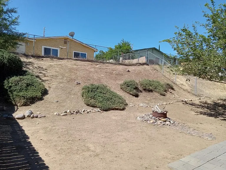 6816 Hemp Ct — Photo 3