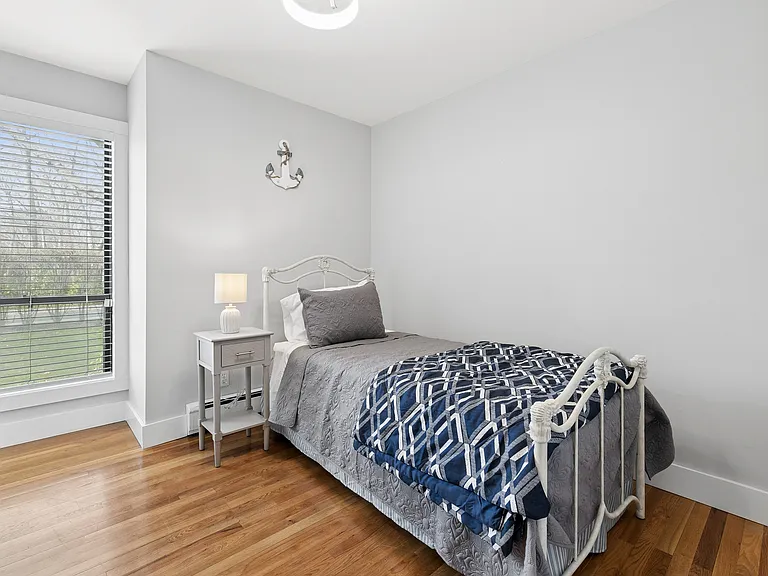 131 Lewis Rd — Photo 17