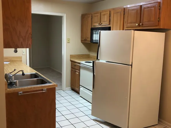 920 Bagwell Dr, Murray, KY 42071