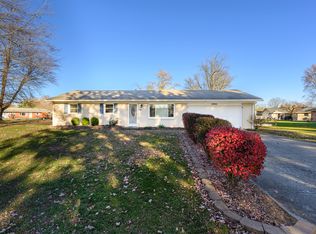 14733 N Bluff Rd, Edinburgh, IN 46124