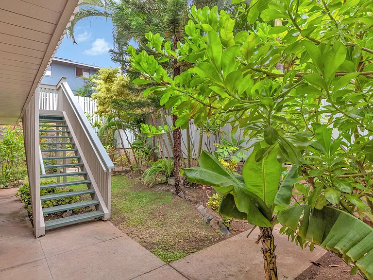 2136 Konou Pl #202 — Photo 16