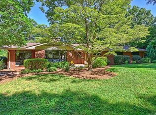 1026 Lansdowne Rd, Charlotte, NC 28270