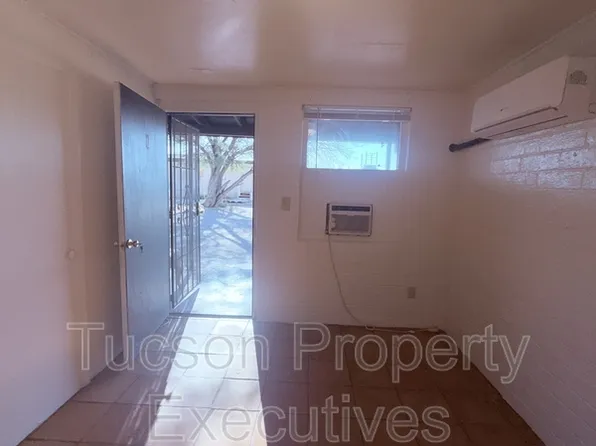 1951 E Benson Hwy APT 7, Tucson, AZ 85714