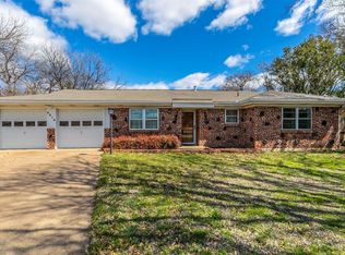 4916 Cummings Dr, North Richland Hills, TX 76180