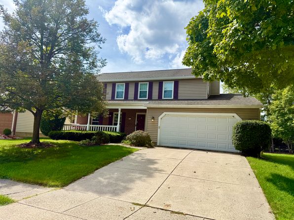 7451 Mapleleaf Ct
