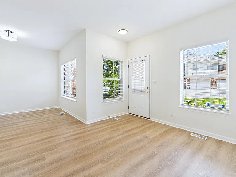 3 Charlotte Cir — Photo 8