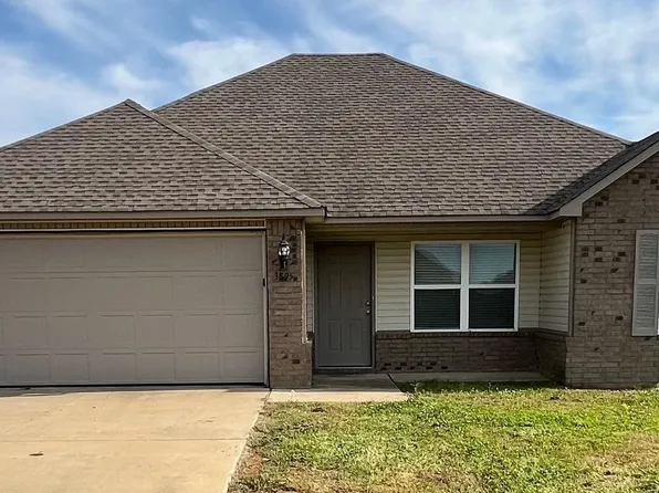3895 Saddlecrest Dr, Jonesboro, AR 72404