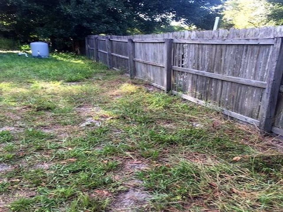2nd image of 140 N Gaines St