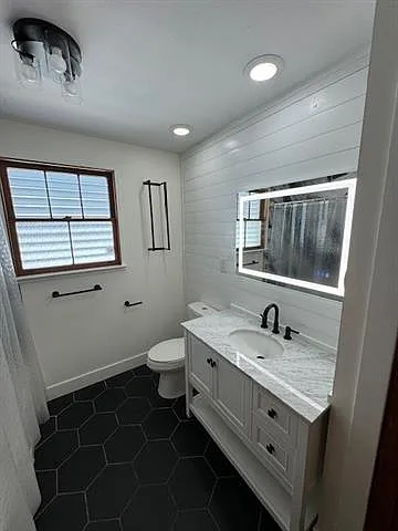 519 Farrington Dr — Photo 11