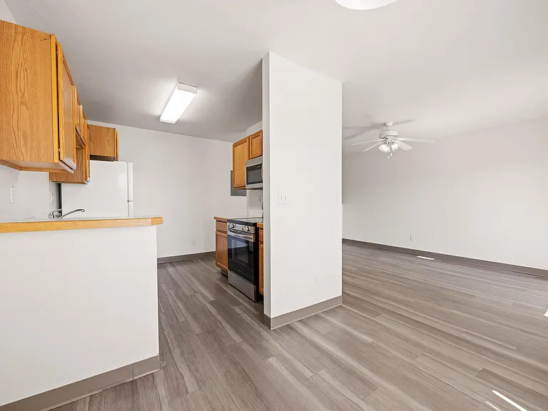 Glenmoor Townhomes — Photo 12