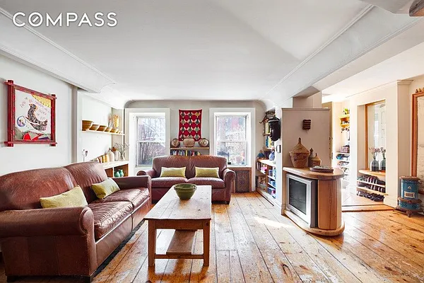 Sold by Compass | media 30